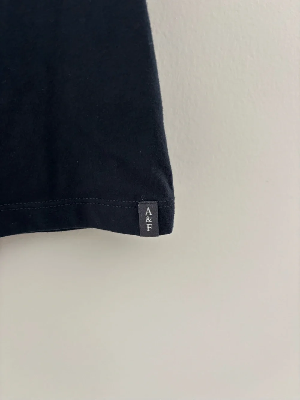 Abercrombie Kids Black Essential Crewneck Tee Girls Size 11/12 Soft Basic